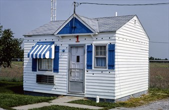 1980s United States -  Blue Gables Motel, Erie, Michigan 1988