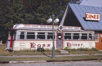 1990s America -   Ross Diner, Quechee, Vermont 1995