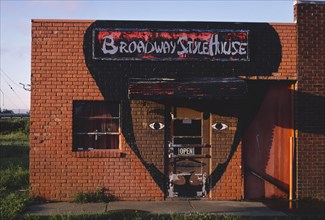 1980s America -  Broadway Style House, Shreveport, Louisiana 1982