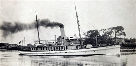Tugboat USS Standish on the Cape Cod Canal 7/12/1915