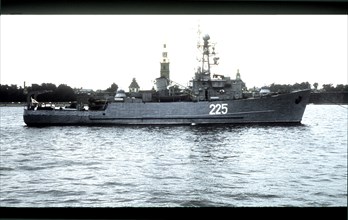 Starboard beam view of a Soviet Yurka class minesweeper