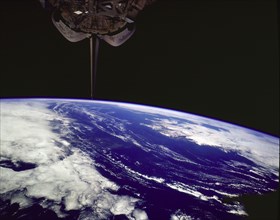 Earth observations taken from shuttle Discovery during STS-85 mission