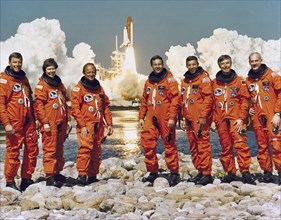 1991 - The STS-42 crew portrait