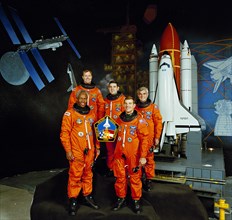 1992 - The STS-53 crew portrait