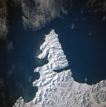 STS-39 Earth observation of U.S.S.R.'s Kamchatka Peninsula and Pacific Ocean