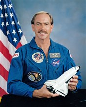 1991 - Official portrait of STS-44 Terra Scout payload specialist Thomas J. Hennen