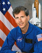 Official portrait of STS-58 SLS-2 payload specialist Dr. Martin Fettman
