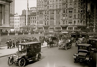 Cabs on Fifth Avenue, Easter day 1913