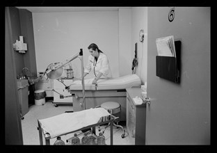 Treatment room in a Washington, DC abortion clinic, Washington, DC, 1/12/1983.