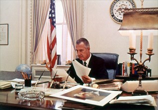 Vice-President Spiro Agnew working in his White House office. Washington, DC, 5/17/70.