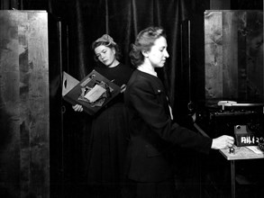 U.S.I.S. Recording Playback Room, Finland ca. 1948-1954