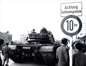 8/23/1961 - U.S. Tank in Prinzenstrasse (Moritzplatz) [Berlin]