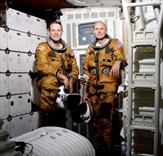 Wearing modified USAF-type altitude pressure garments