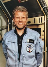 S84-47033 (nov 1984) --- Astronaut Reinhard Furrer