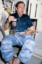 Candid views of the STS-41C crew