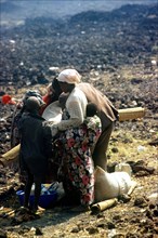 1994 - Rwandan refugees who have come to Goma after a civil war erupted in their country.