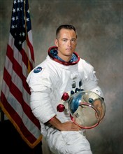 (21 Sept. 1971) --- Astronaut Robert L. Crippen