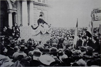 Ban Mihalovich govori ispred HNK, 22-10-1918