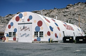 Wonder Bread Store B-80 Rock Springs Wyoming ca. 2004