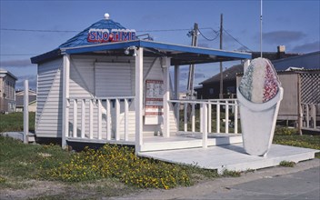 1980s America -  Sno-Tinie, Galveston, Texas 1986