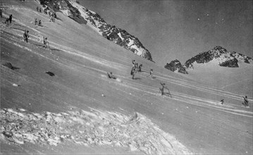 Alpine skiers at Punta Venerocolo