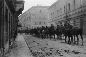 The cavalry enters Gorizia