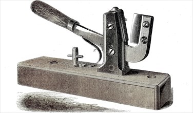 A Cutting Instrument For Graft Cuttings For Fruit Tree Refinement