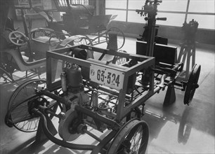automobile de dion et bouton, paris, premier exemple de voiture utilitaire, 1899-900