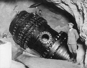 la conduite forcée de la grande centrale hydroélectrique de mese, près de chiavenna. 1915-1940