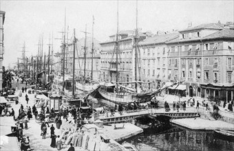 italy, friuli venezia giulia, trieste, canal, ponte rosso 1800-1900