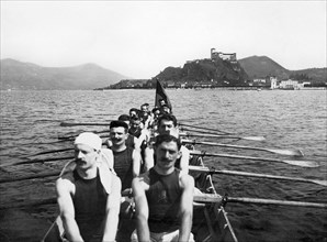 italy, lombardia, fortress fo angera, lago maggiore, rowing "otto con"