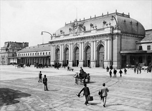 italy, lombardia, milan, central station, architect bouchot 1864