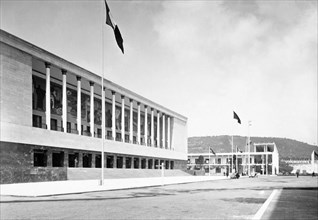 napoli, mostra d' oltremare, palazzo del mediterraneo, 1952