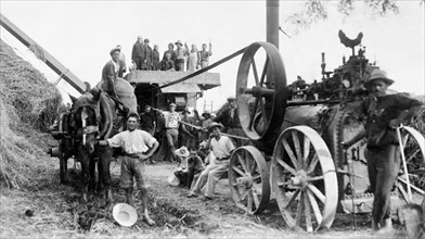 threshing machine, 1930