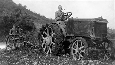 agricultural machinery, 1910-1920