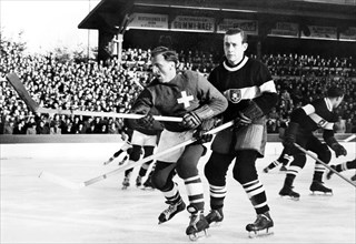 hockey on ica, bibi torriani, 1941