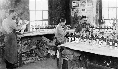 toys factory, 1910-1920