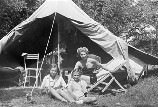 camping, 1940-50