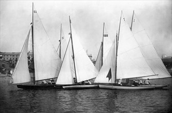 italy, savona, regatta, 1910-20