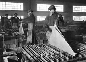 mining industry, electrolytic zinc, 1940-1950