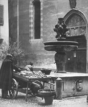 italy, lombardia, bergamo alta, via gombito, 1920-1930