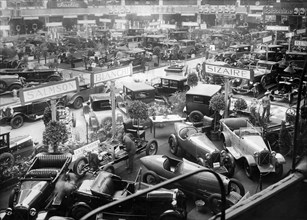milan trade fair, cars, 1920-1930