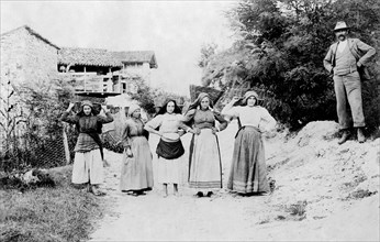 italy, friuli venezia giulia, san pietro al natisone, women, 1911