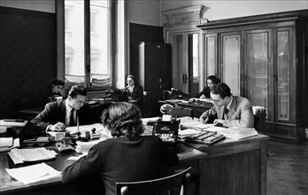accounts department, 1950-60