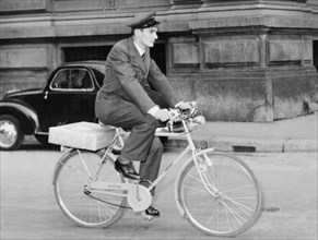 deliveryman, 1954