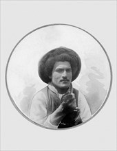 italy, gipsy man, 1910