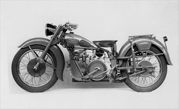 moto guzzi 500, 1940-1950