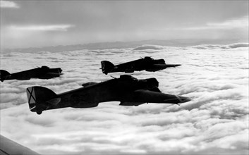 armée de l'air, trois chasseurs au-dessus des nuages, 1940