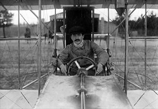 aéronautique, portrait d'un aviateur, maurice colliex, 1910