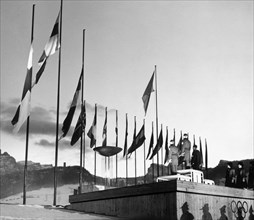cérémonie de remise des prix aux jeux olympiques de cortina, 1956